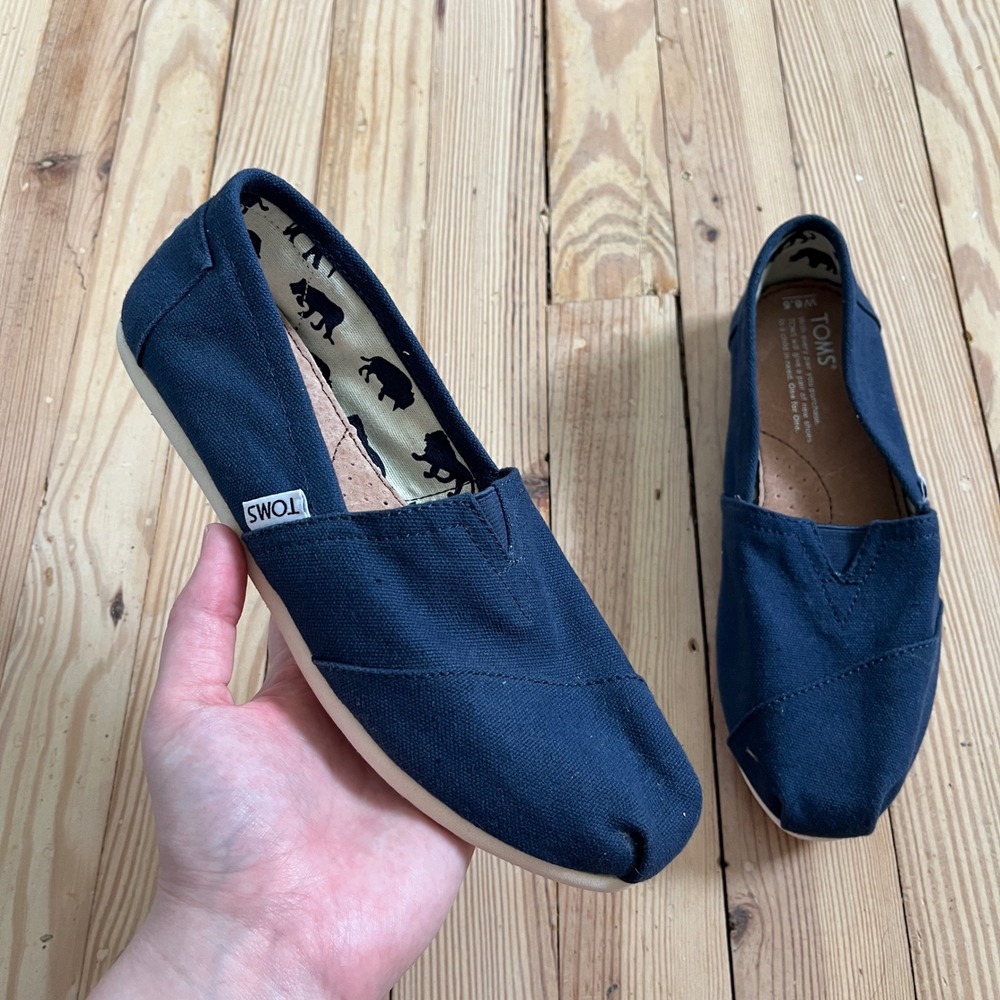 TOMS Navy Blue Canvas Alpargata Slip On Loafer Elephant Print Lining Womens 7.5 - Picture 1 of 8